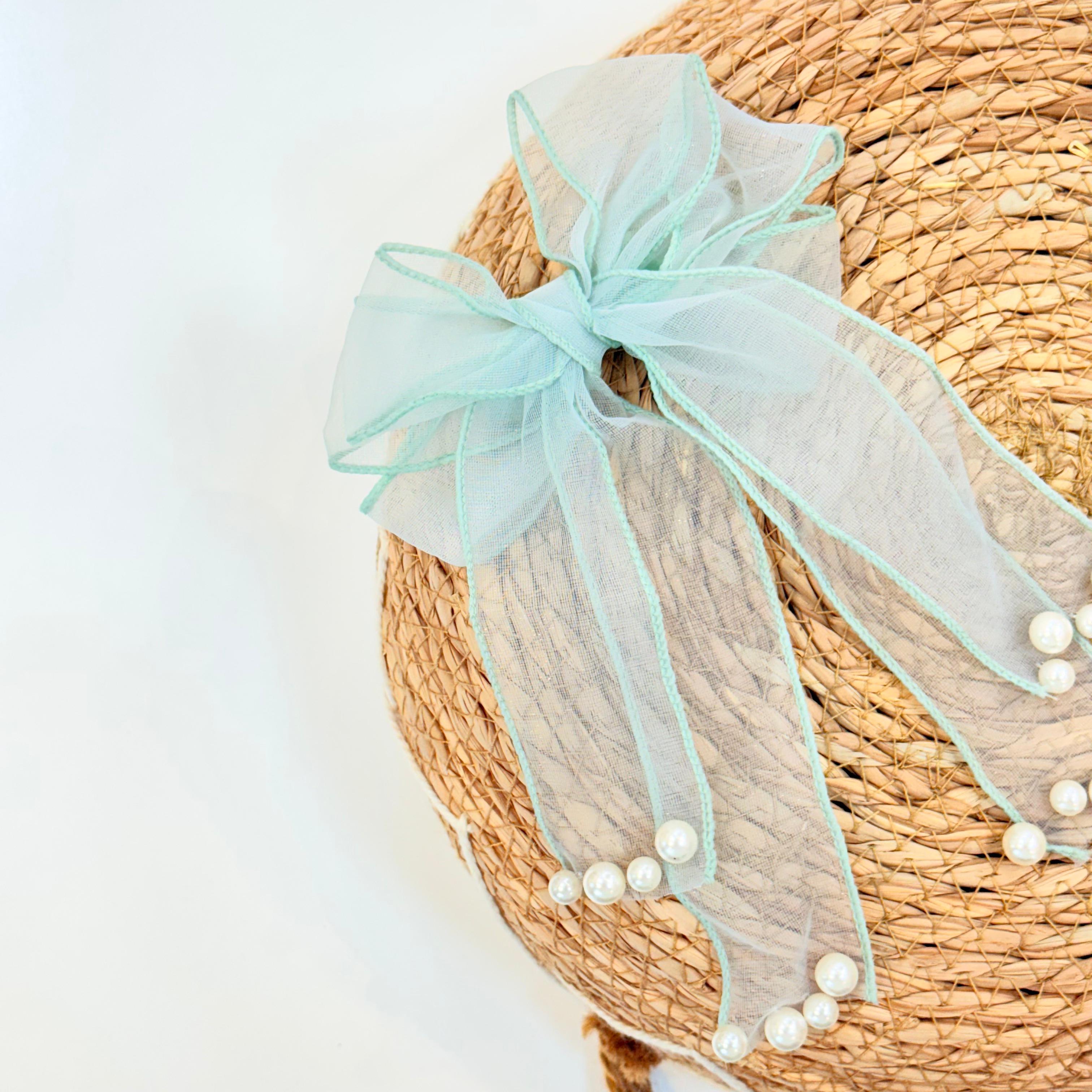 Pearl mint bow