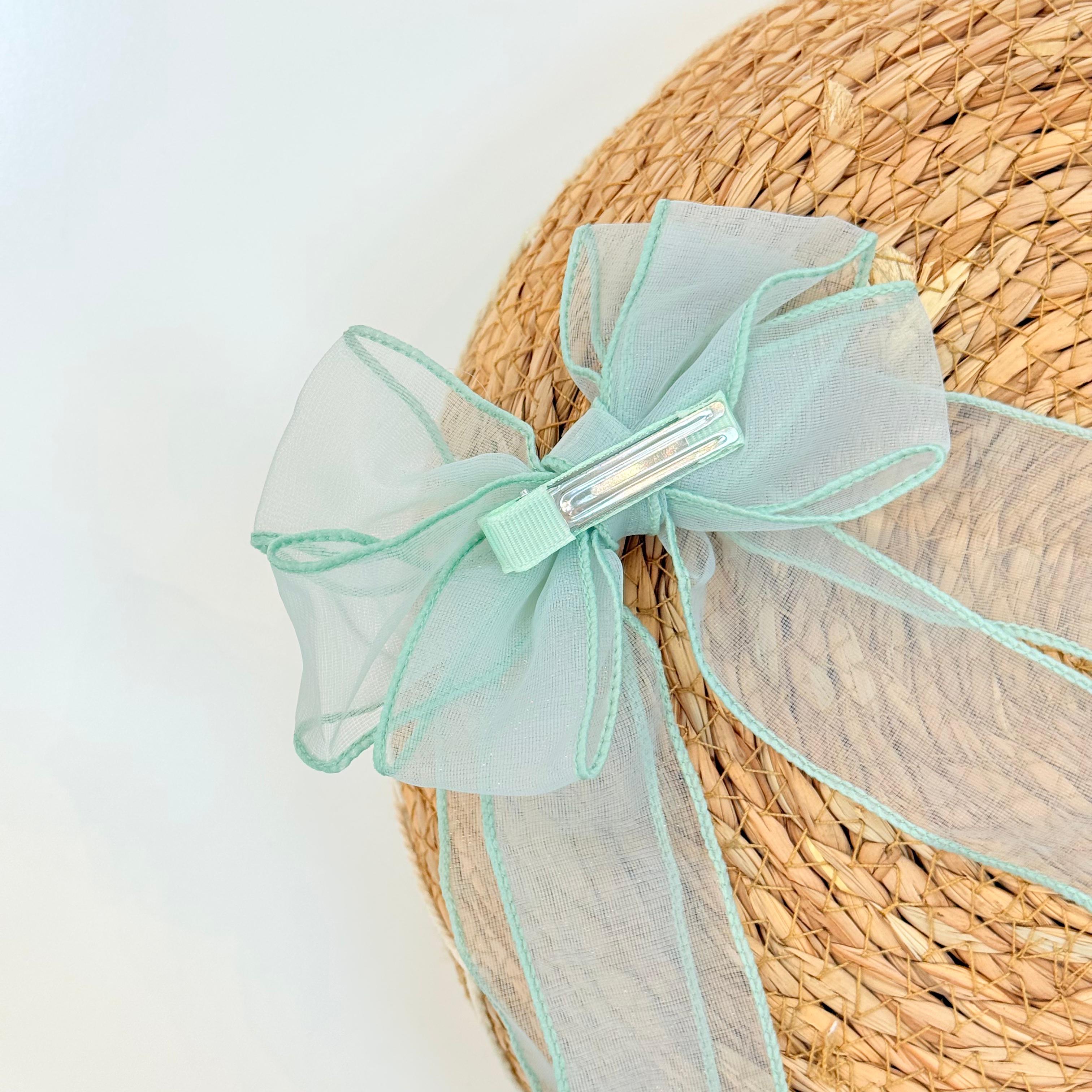 Pearl mint bow