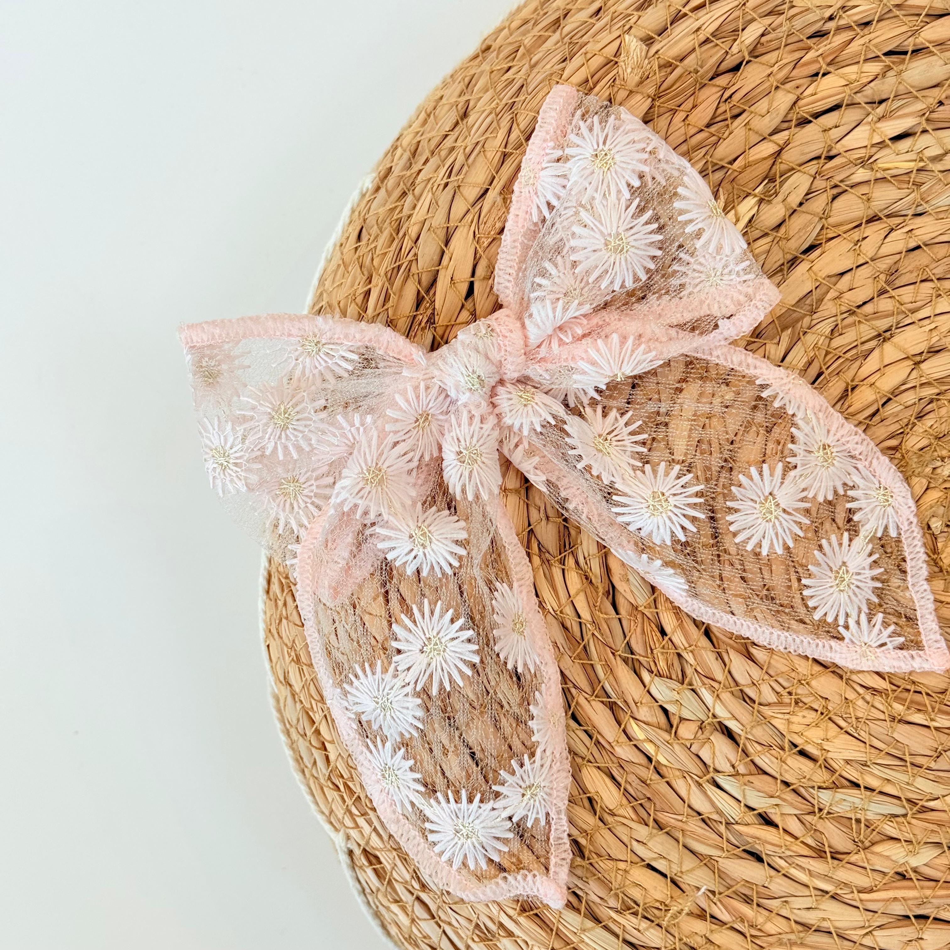 Lace bloom