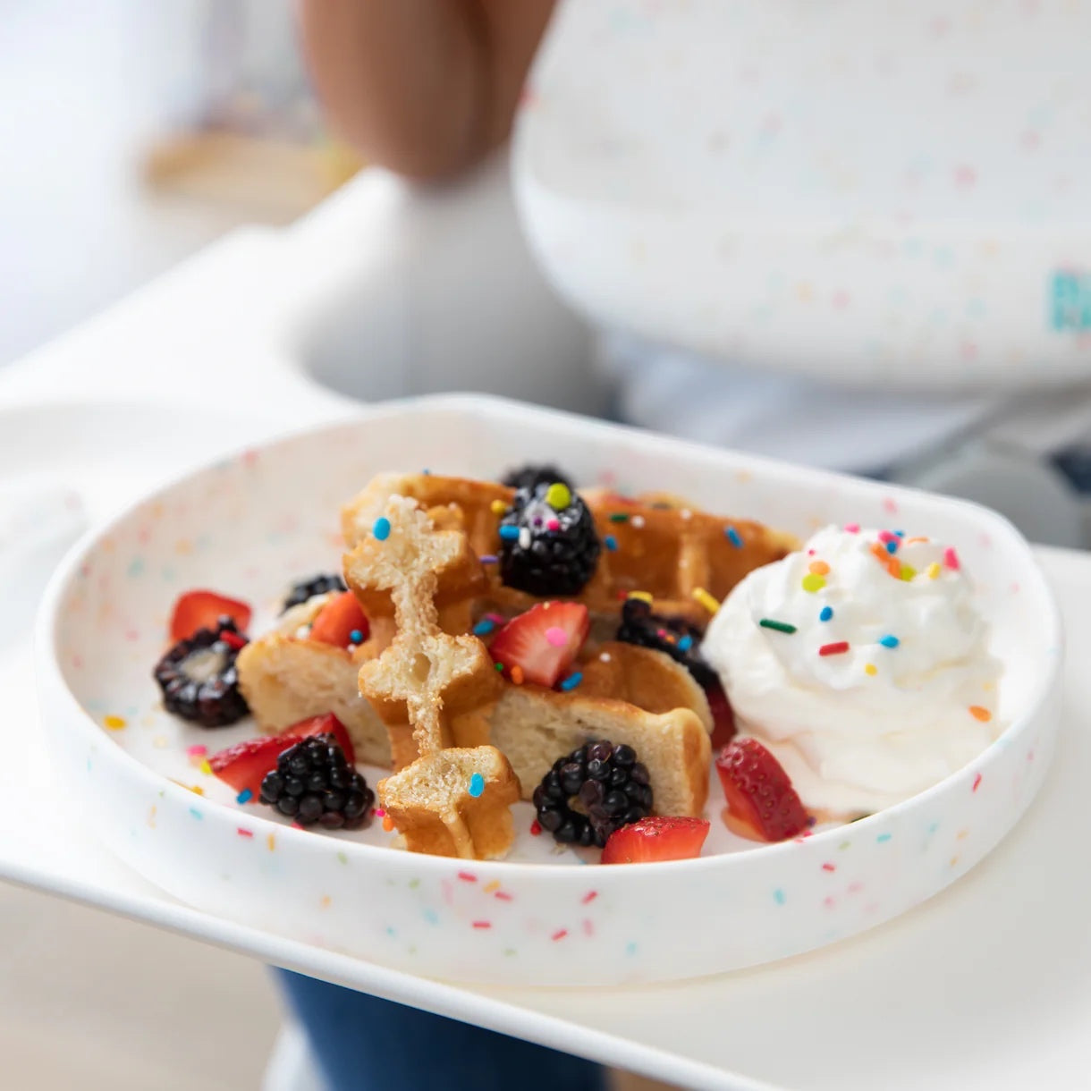 Silicone grip plate vanilla sprinkle